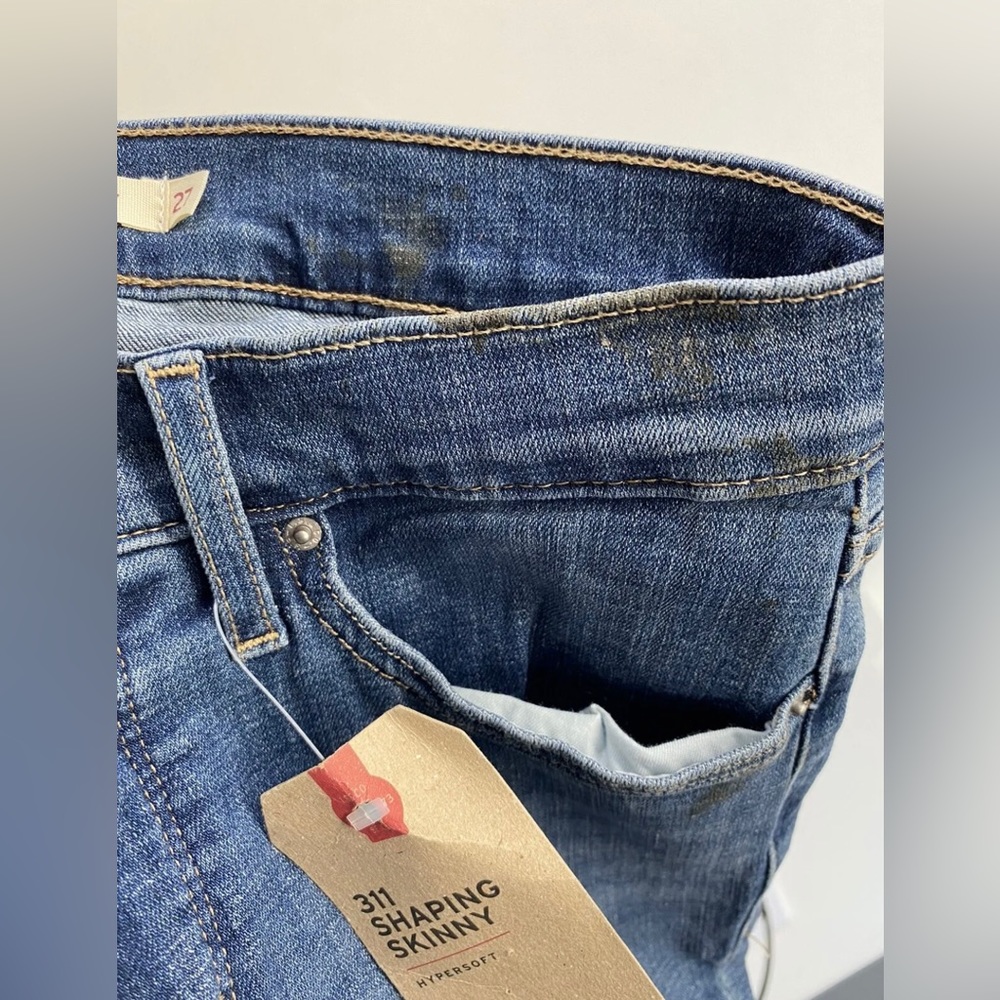 LEVIS 311 Shaping Skinny Women’s Jeans, Size 4 Short W27-L28 - Picture 11 of 11